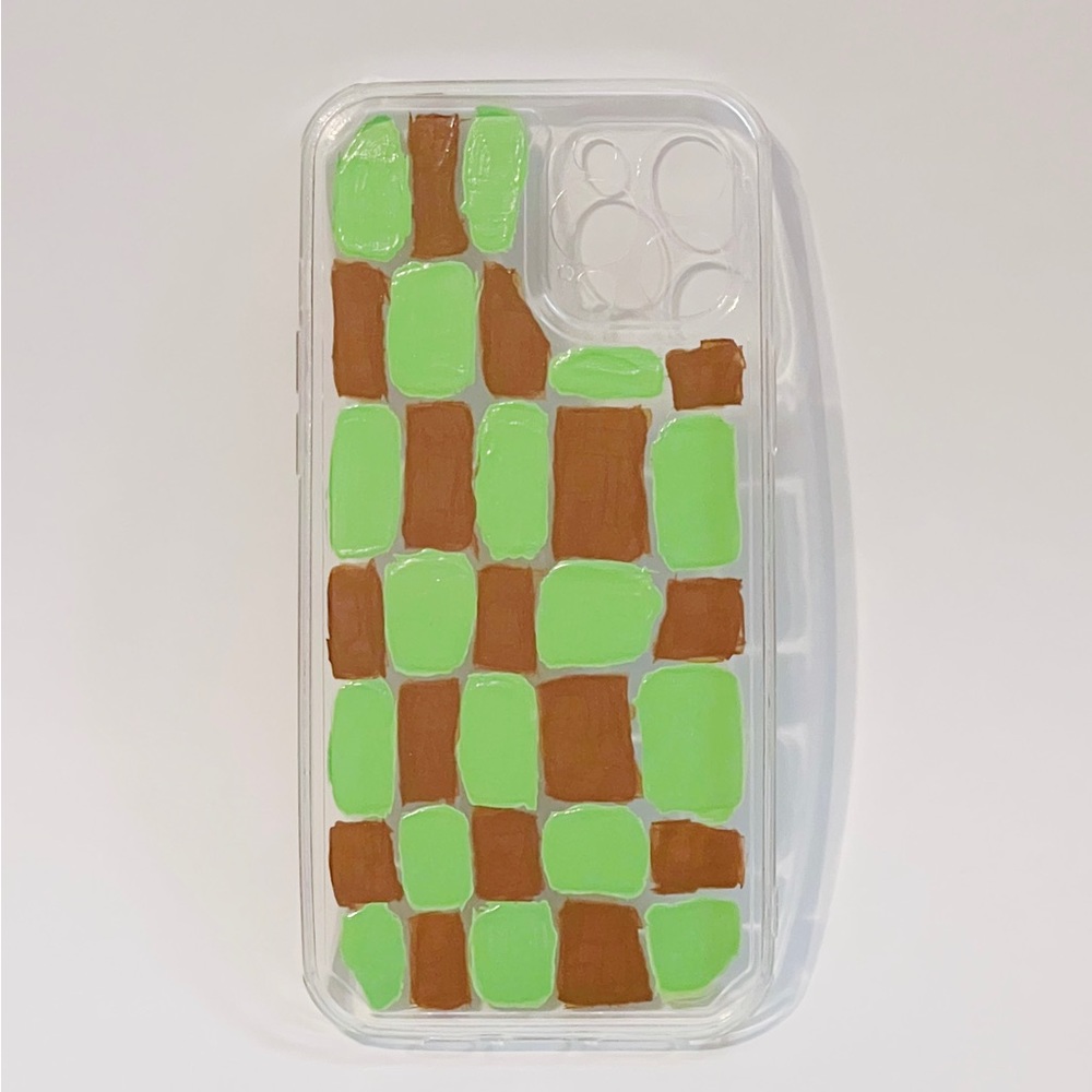 Green & brown checkered iPhone 13 Pro case